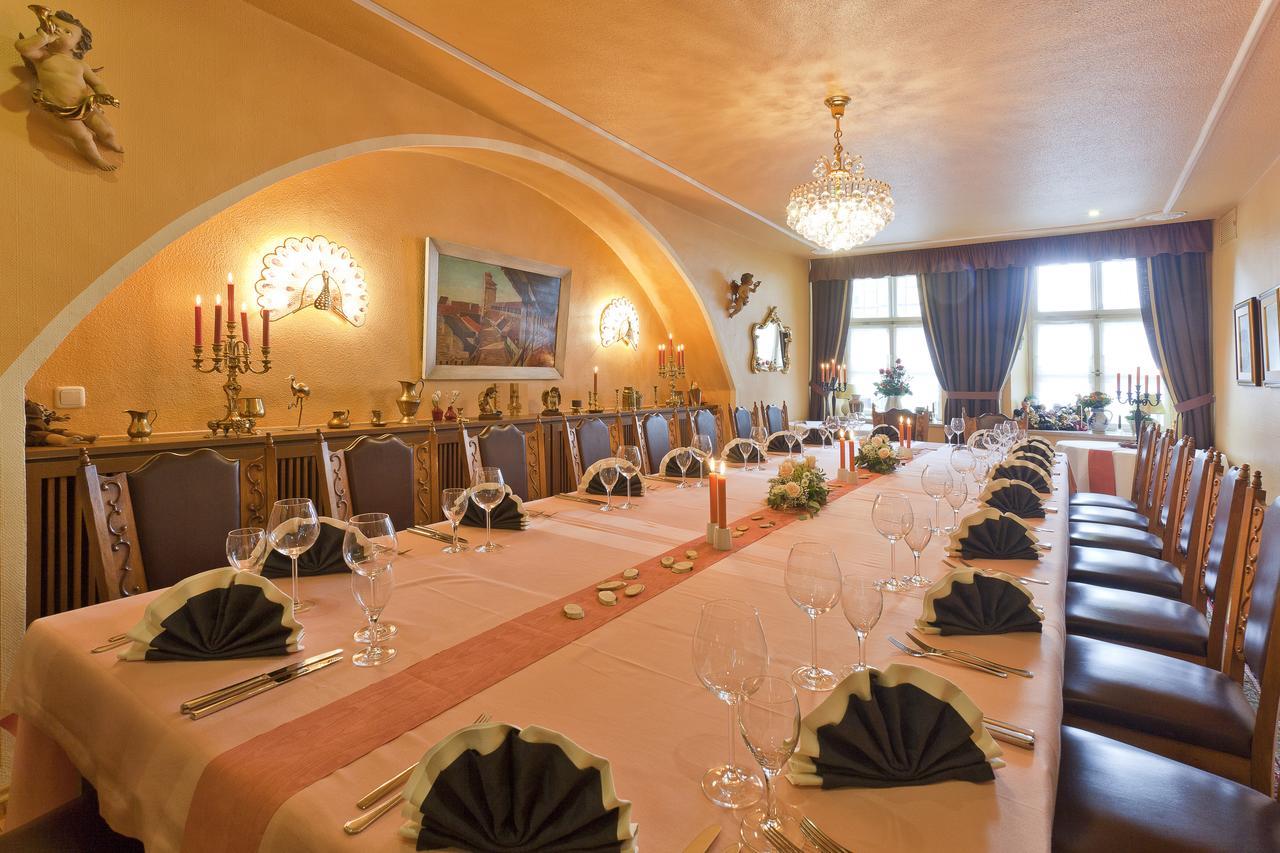 Kaiserhof Hotel Sonne Nördlingen Eksteriør bilde